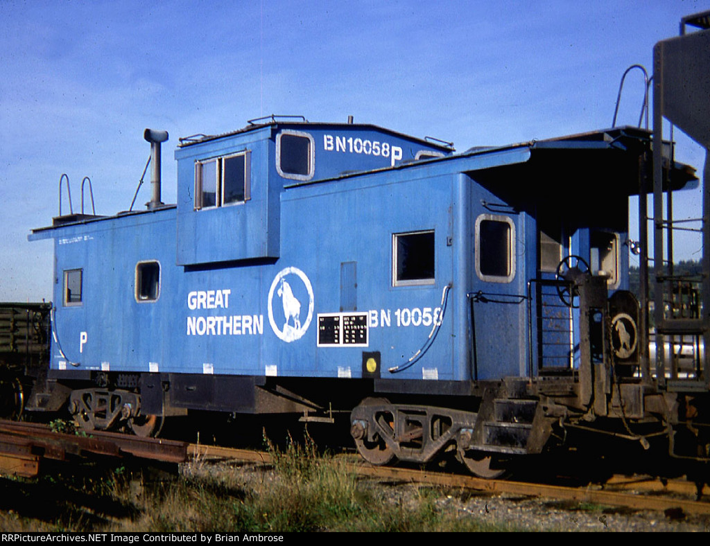 BN caboose 10058